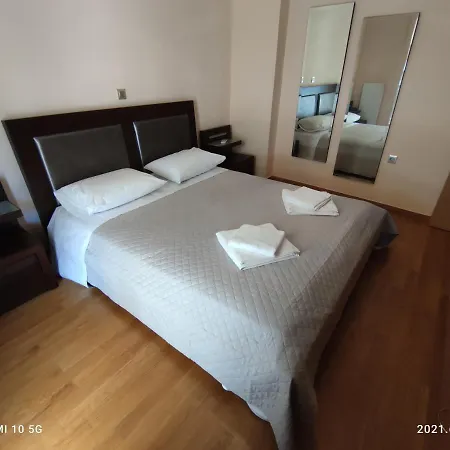 Lodge شقة نافبليو